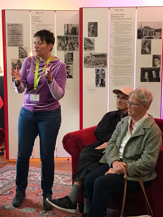 Brecht live!, Literaturfahrt der vhs nach Augsburg. 1